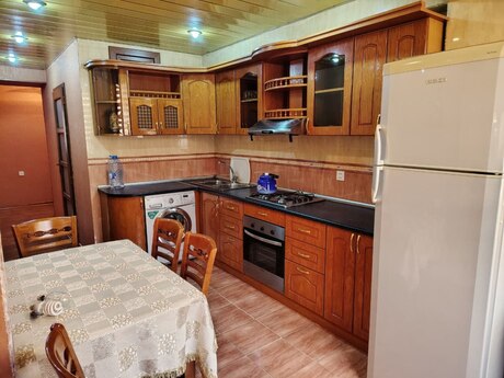 Elan №5775595 - Bakı, Nəriman Nərimanov m., 4 otaqlı, 120 m², 7/9 mərtəbə