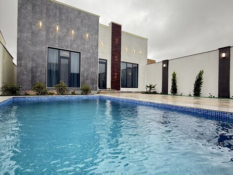 4 otaqlı həyət evi/bağ evi - Şüvəlan q. - 140 m²