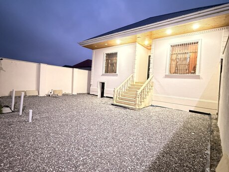 3 otaqlı həyət evi/bağ evi - Binəqədi q. - 132 m²