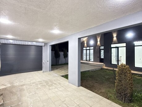 4 otaqlı həyət evi/bağ evi - Buzovna q. - 145 m²