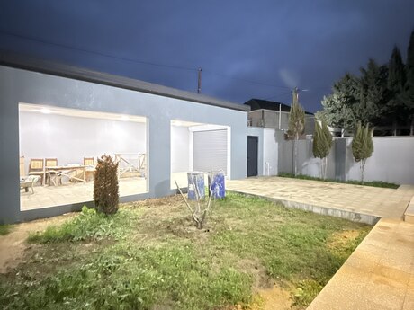 4 otaqlı həyət evi/bağ evi - Buzovna q. - 145 m²