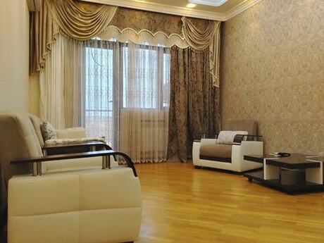 Kirayə 2 otaqlı mənzil, 115 m², 28 May: 1 100 ₼/ay 4