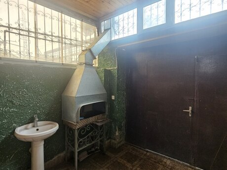 6-комн. дом/дача - Сумгаит - 140 м²