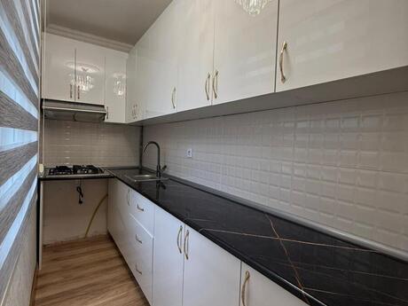 3 otaqlı köhnə tikili - Memar Əcəmi m. - 60 m²