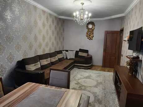 3 otaqlı köhnə tikili - 8-ci mikrorayon q. - 85 m²