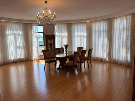 Объявление №5776935 - Баку, м. Шах Исмаил Хатаи, 4-комн., 192 м², 17/24 этаж