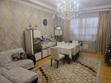 3 otaqlı həyət evi/bağ evi - 9-cu mikrorayon q. - 95 m²