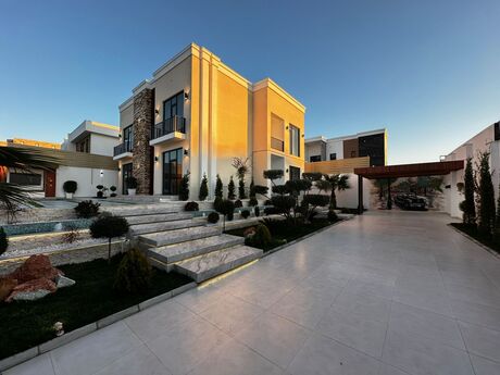 5 otaqlı həyət evi/bağ evi - Mərdəkan q. - 390 m²