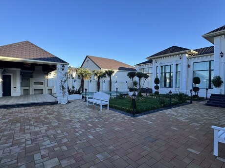 5 otaqlı həyət evi/bağ evi - Mərdəkan q. - 250 m²