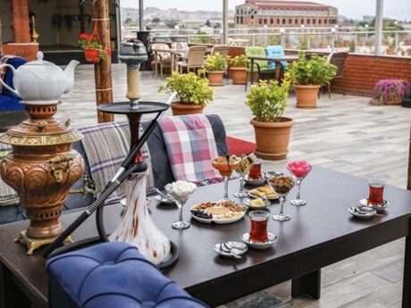 Obyekt - Nizami r. - 1700 m²