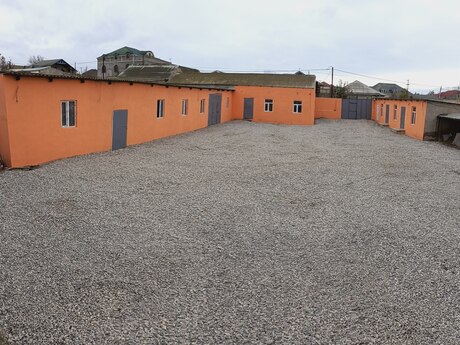 Obyekt - Novxanı q. - 300 m²