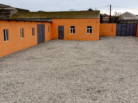 Obyekt - Novxanı q. - 300 m²