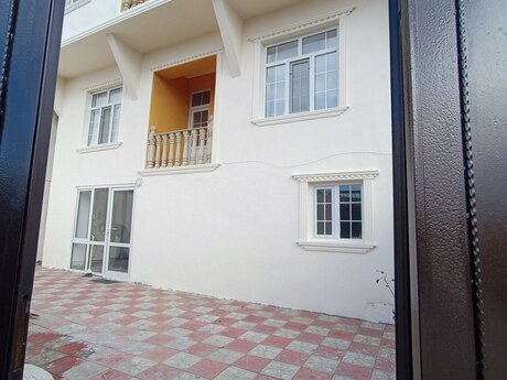 5 otaqlı həyət evi/bağ evi - Masazır q. - 175 m²