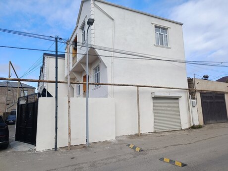5 otaqlı həyət evi/bağ evi - Masazır q. - 175 m²