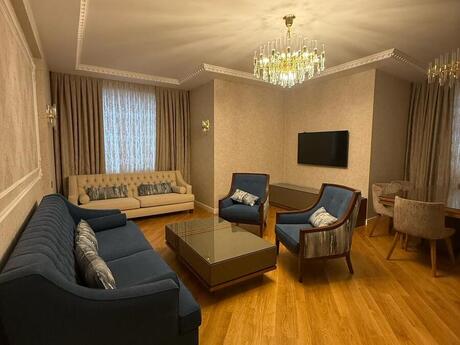 3-комн. новостройка - м. 20 января - 124 м²