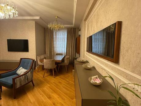 3-комн. новостройка - м. 20 января - 124 м²