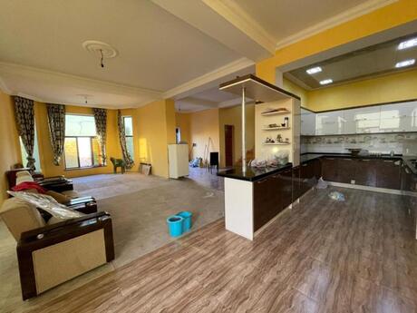 8 otaqlı həyət evi/bağ evi - Fatmayı q. - 420 m²