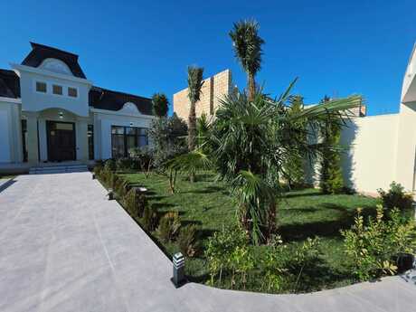 5 otaqlı həyət evi/bağ evi - Şüvəlan q. - 230 m²