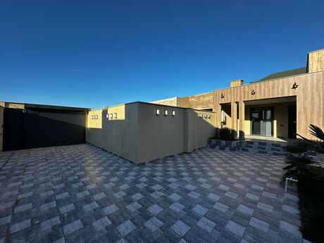 4 otaqlı həyət evi/bağ evi - Mərdəkan q. - 140 m²