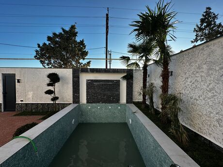 4 otaqlı həyət evi/bağ evi - Mərdəkan q. - 140 m²