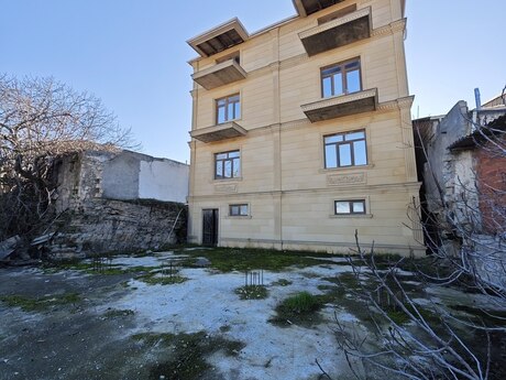 7-комн. дом/дача - пос. Бакиханова - 600 м²