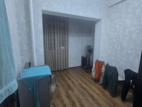 2 otaqlı köhnə tikili - Azadlıq Prospekti m. - 55 m²