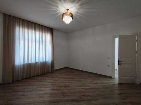 4 otaqlı həyət evi/bağ evi - Binə q. - 200 m²