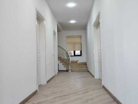 4 otaqlı həyət evi/bağ evi - Binə q. - 200 m²