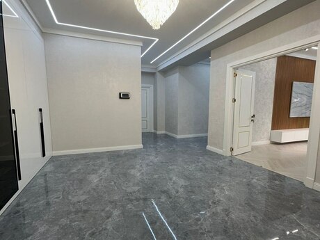 4 otaqlı yeni tikili - Şah İsmayıl Xətai m. - 172 m²