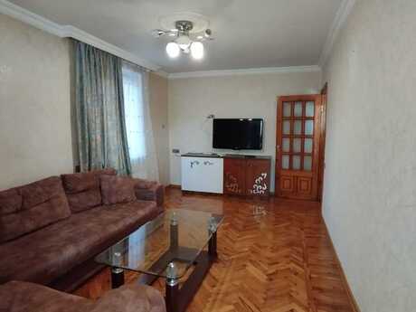 Elan №5780588 - Bakı, 8 Noyabr m., 2 otaqlı, 40 m², 3/5 mərtəbə