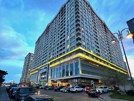 Объявление №5780853 - Баку, м. Шах Исмаил Хатаи, 4-комн., 185 м², 18/21 этаж