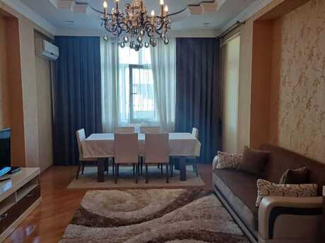 3 otaqlı yeni tikili - 20 Yanvar m. - 139.2 m²