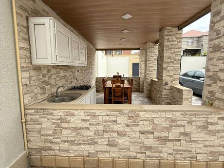 6 otaqlı həyət evi/bağ evi - Badamdar q. - 240 m²