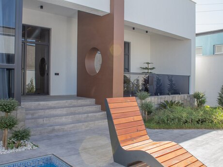 4 otaqlı həyət evi/bağ evi - Şüvəlan q. - 200 m²
