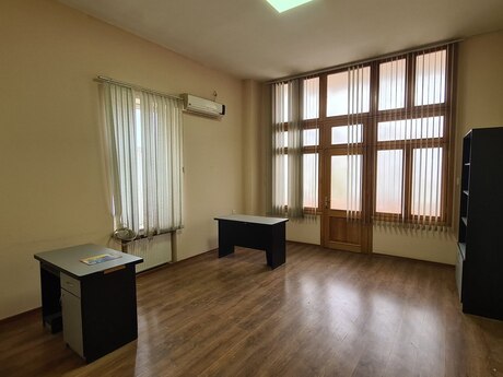 3 otaqlı ofis - Yasamal q. - 90 m²
