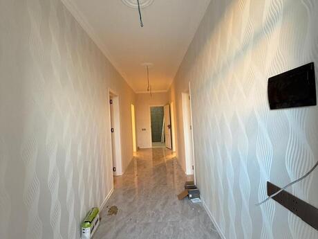 7 otaqlı həyət evi/bağ evi - Biləcəri q. - 280 m²