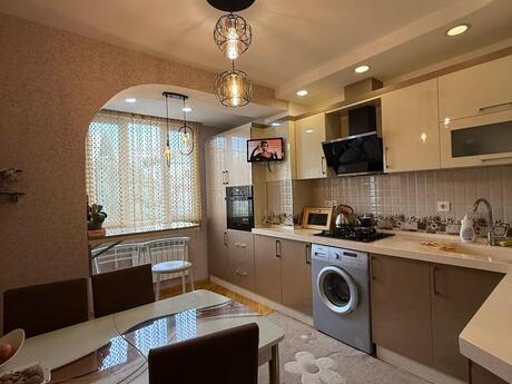 4 otaqlı köhnə tikili - Xətai r. - 115 m²