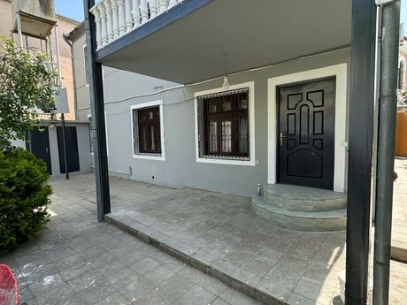 10-комн. дом/дача - м. Азадлыг проспекти - 300 м²