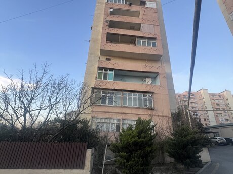 5 otaqlı köhnə tikili - Yeni Günəşli q. - 103 m²