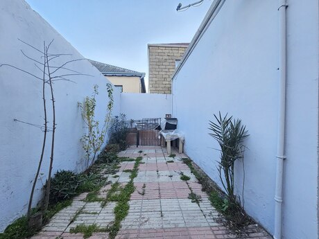 2 otaqlı həyət evi/bağ evi - Xırdalan - 70 m²