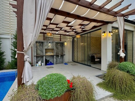 6 otaqlı həyət evi/bağ evi - Şüvəlan q. - 400 m²