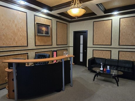 5 otaqlı ofis - Binəqədi r. - 250 m²