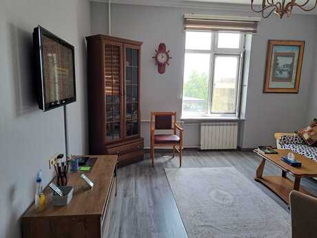 2 otaqlı köhnə tikili - Sahil m. - 50 m²
