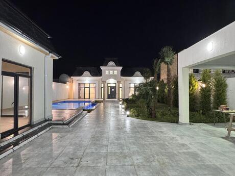 5 otaqlı həyət evi/bağ evi - Şüvəlan q. - 250 m²