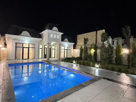 5 otaqlı həyət evi/bağ evi - Şüvəlan q. - 250 m²