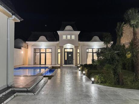 5 otaqlı həyət evi/bağ evi - Şüvəlan q. - 250 m²