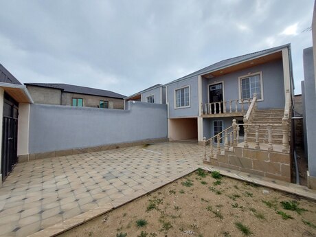 4 otaqlı həyət evi/bağ evi - Hövsan q. - 143 m²