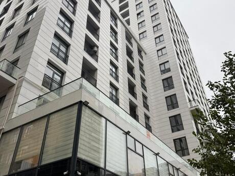 4 otaqlı yeni tikili - Gənclik m. - 149 m²