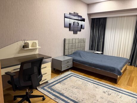 4 otaqlı yeni tikili - 28 May m. - 180 m²