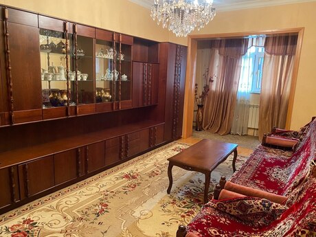 2 otaqlı köhnə tikili - İnşaatçılar m. - 55 m²